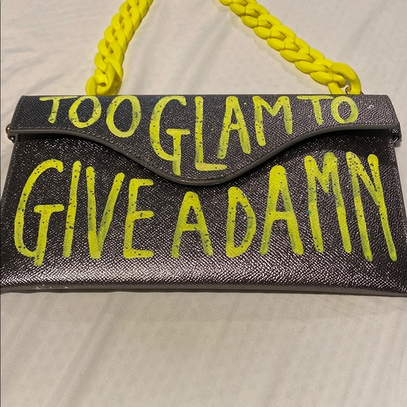 Silver graffiti clutch - Picture 2 of 4